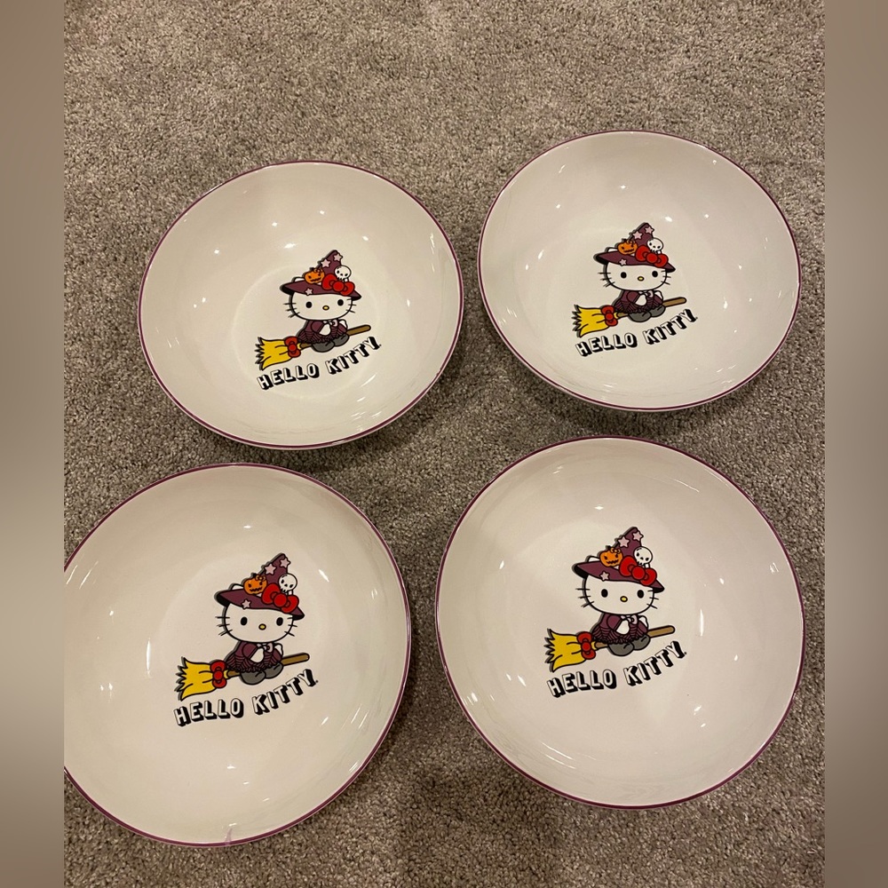 Hello kitty witch bowl